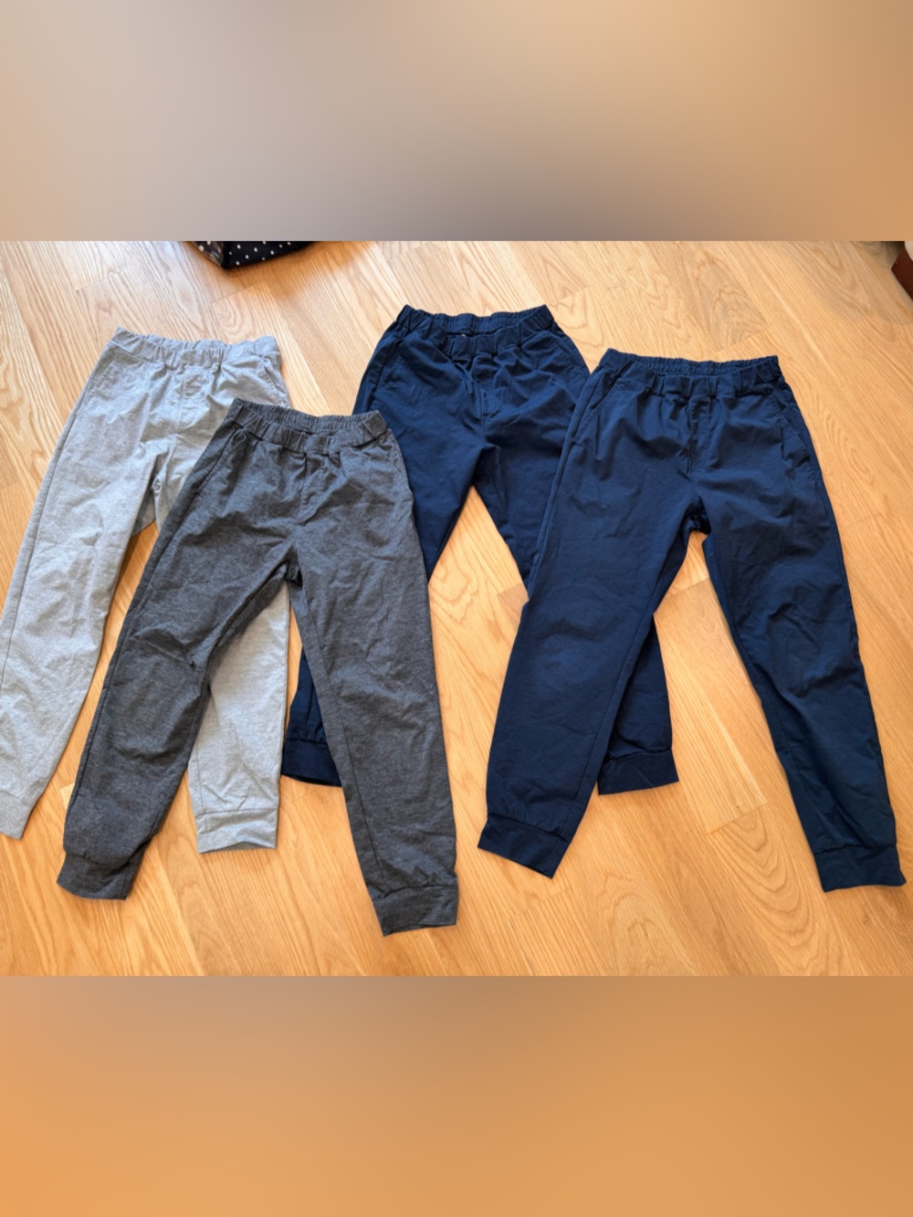 Uniqlo bundle of 4 Kids Elastic-Waist Jogger Pants blues greys w pockets size 13